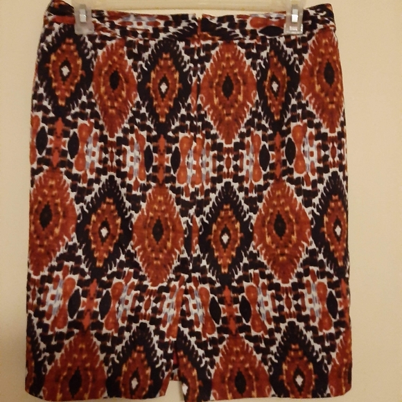 Van Heuson Aztec/Abstract Skirt - Picture 4 of 4